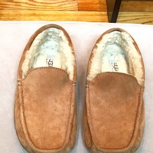 UGG Australia Ascot Tan Slippers, Size 10 Men's, Style 5775